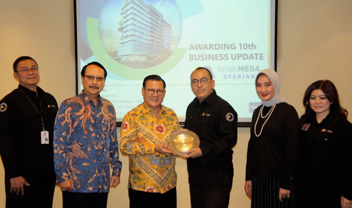 Jaringan Prima Mempersembahkan Awarding 10 Tahun Kepada Bank Mega Syariah